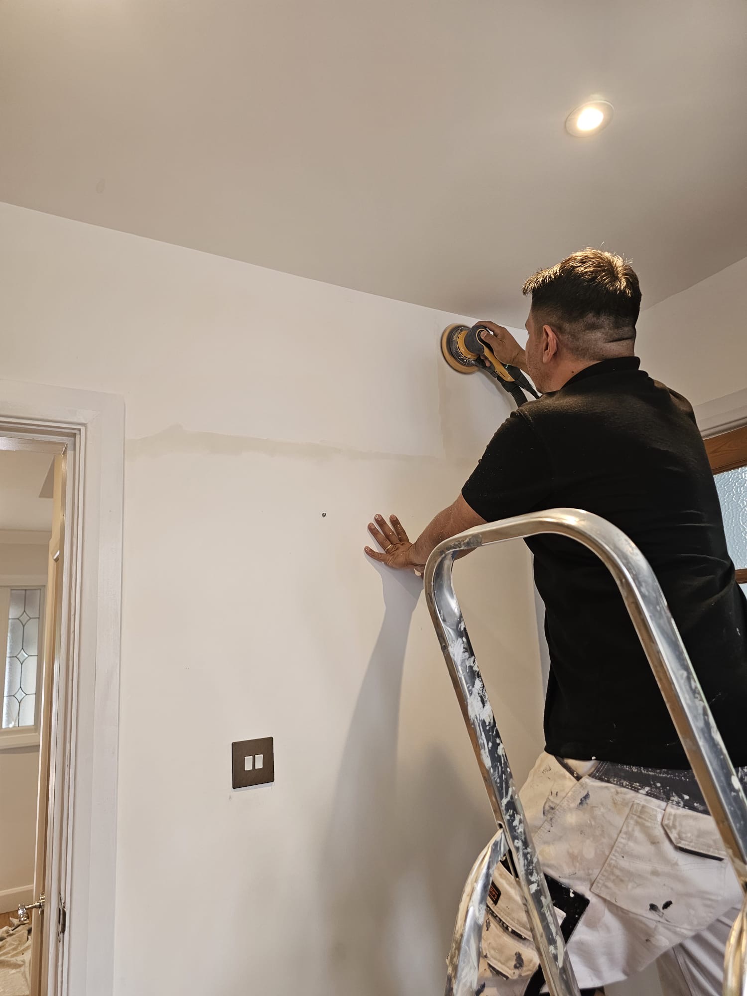 Dustless Sanding