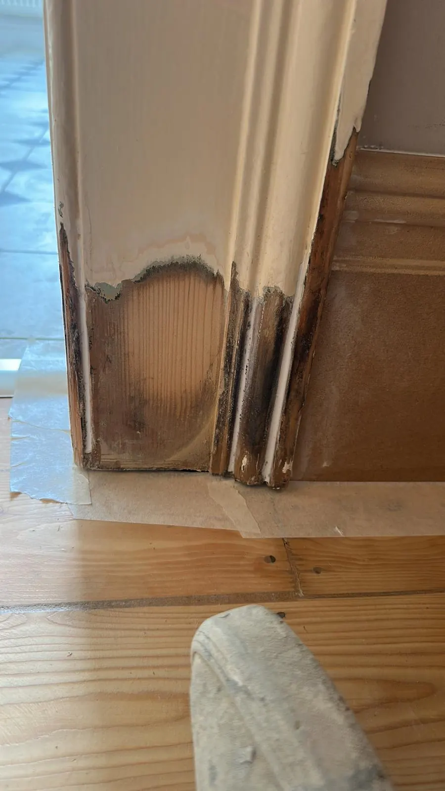 Heritage Hallway & Staircase Restoration — before