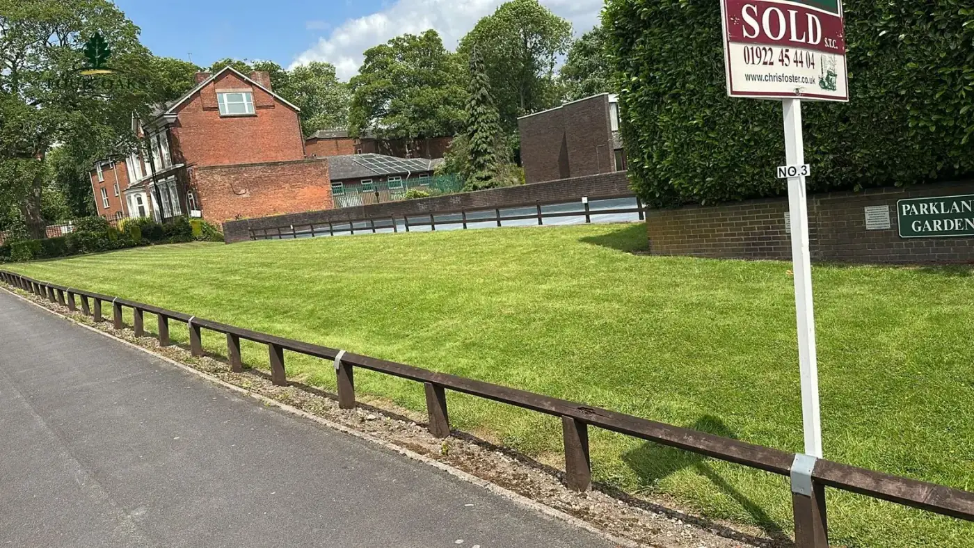 Parklands Court — Exterior Refurbishment — before